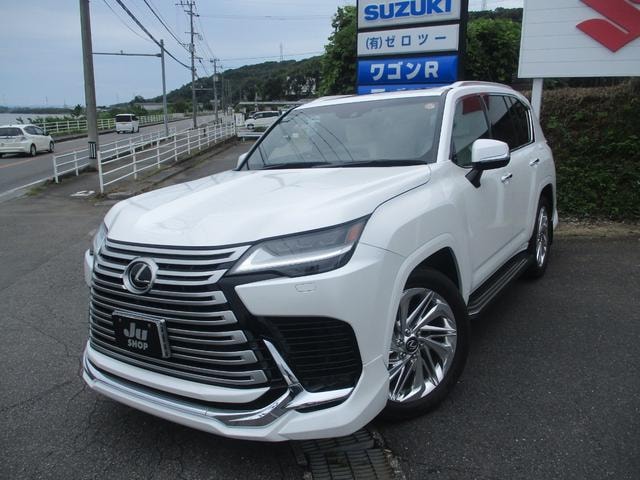 Lexus LX 2022 — фото автомобиля