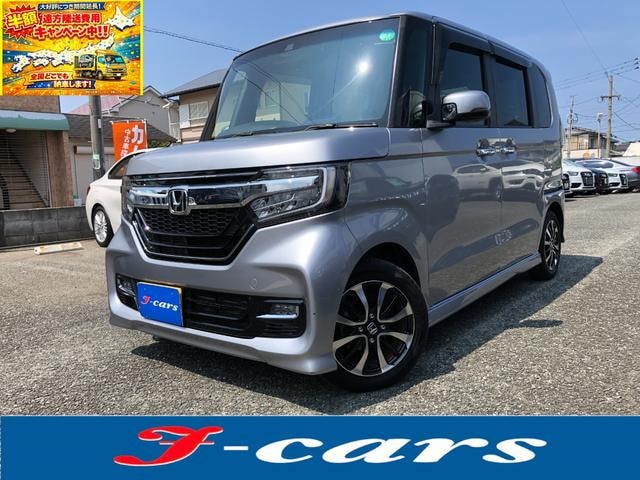 Honda N-BOX CUSTOM 2019 — фото автомобиля 1