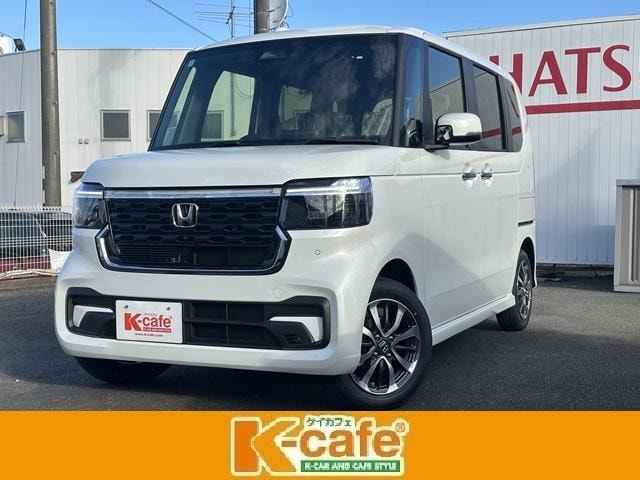 Honda N-BOX CUSTOM 2025 — фото автомобиля 1