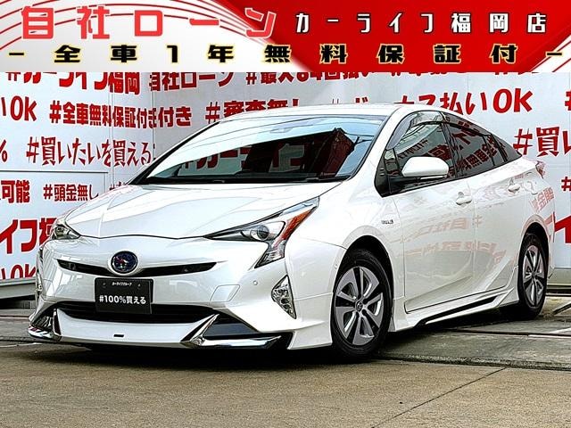 Toyota PRIUS 2016 — фото автомобиля 1