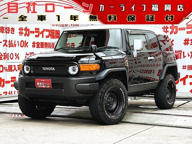 Toyota FJ CRUISER 2011 — фото автомобиля
