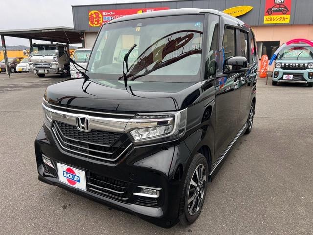 Honda N-BOX CUSTOM 2019 — фото автомобиля 1