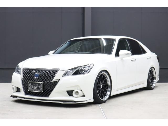 Toyota CROWN HYBRID 2013 — фото автомобиля