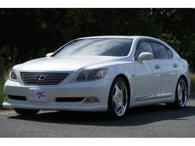 Lexus LS 2008 — фото автомобиля 1