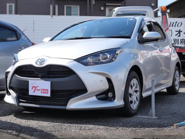 Toyota YARIS 2020 — фото автомобиля