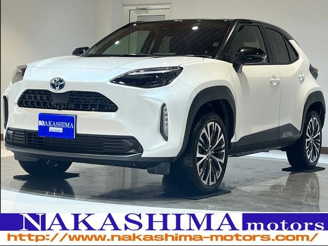Toyota YARIS CROSS 2026 — фото автомобиля