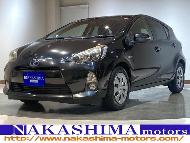 Toyota AQUA 2013 — фото автомобиля 1