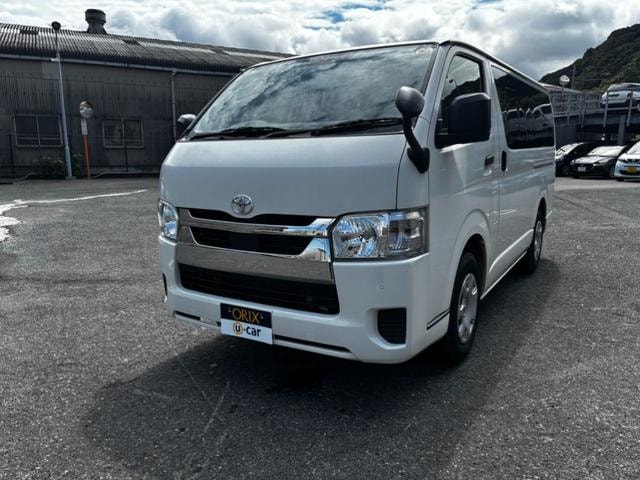 Toyota HIACE VAN 2021 — фото автомобиля 1