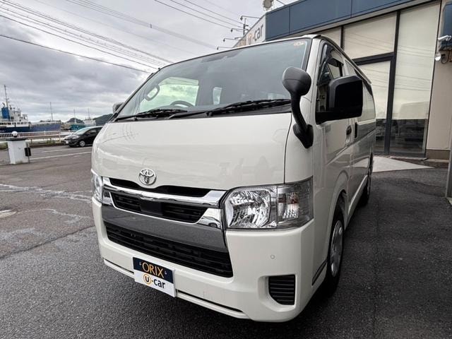 Toyota HIACE VAN 2025 — фото автомобиля 1
