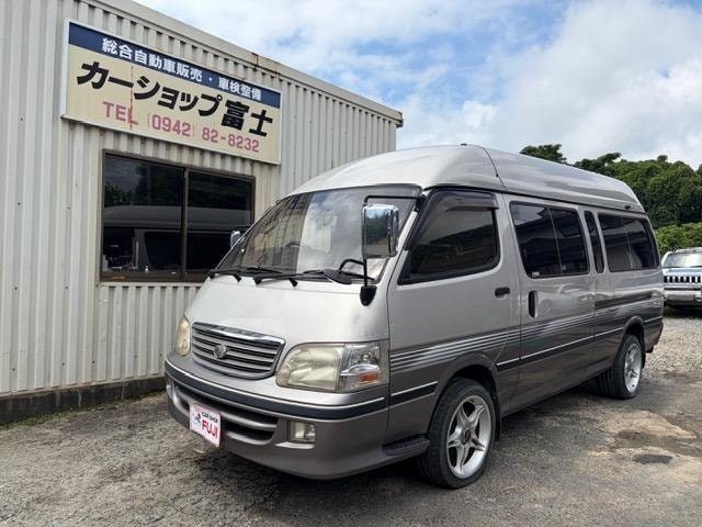 Toyota HIACE WAGON 2004 — фото автомобиля