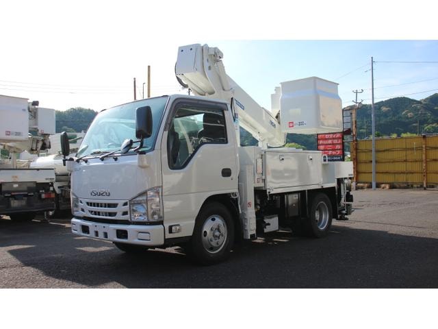 Isuzu ELF TRUCK 2017 — фото автомобиля 1