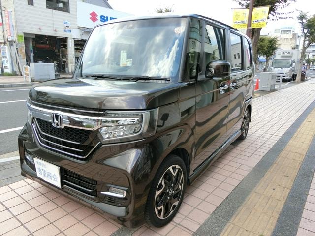 Honda N-BOX CUSTOM 2019 — фото автомобиля 1