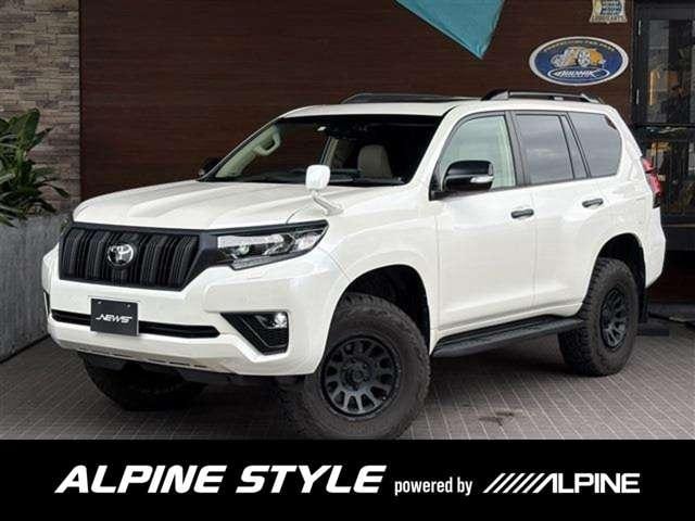 Toyota LAND CRUISER PRADO 2023 — фото автомобиля