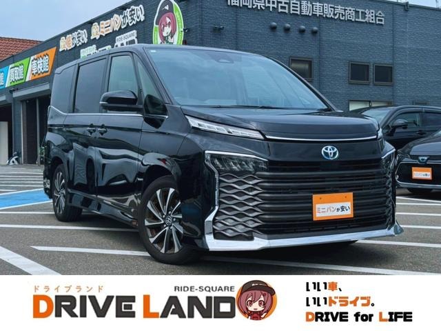 Toyota VOXY 2024 — фото автомобиля 1