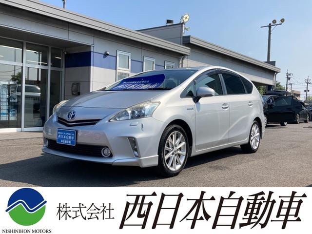 Toyota PRIUS ALPHA 2013 — фото автомобиля 1