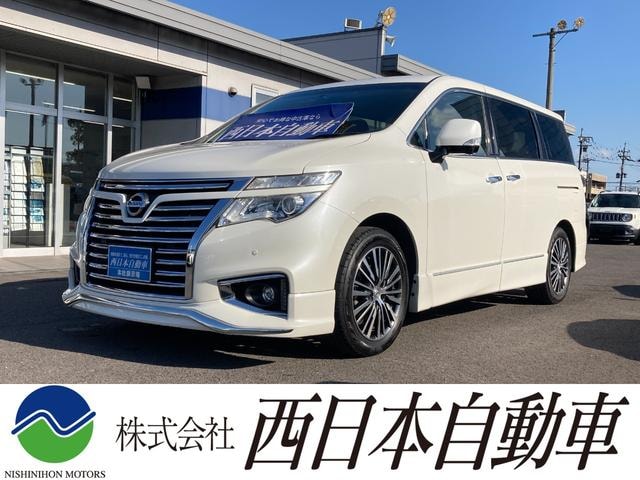Nissan ELGRAND 2014 — фото автомобиля 1