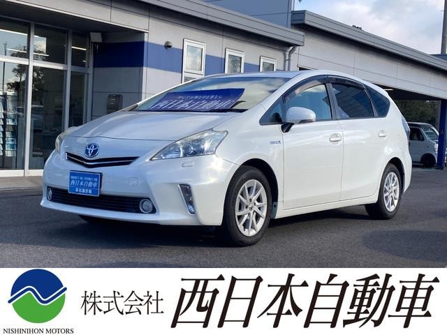 Toyota PRIUS ALPHA 2012 — фото автомобиля 1