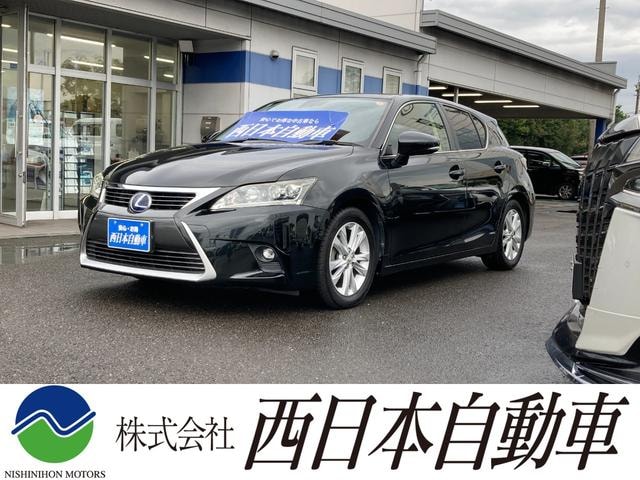 Lexus CT 2016 — фото автомобиля