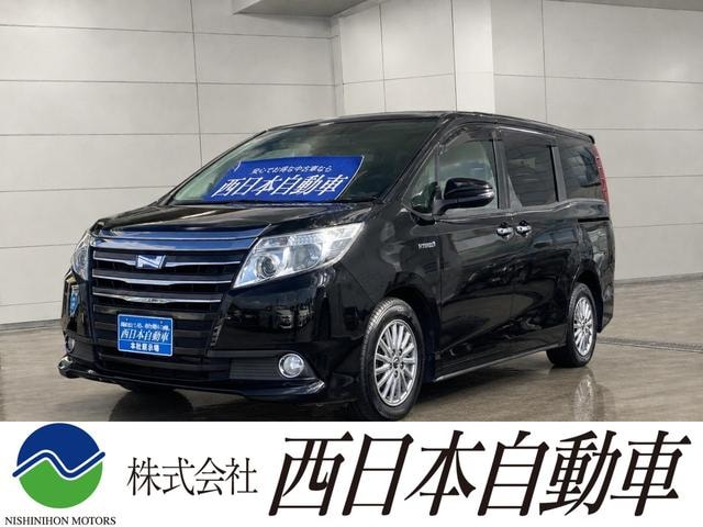 Toyota NOAH 2014 — фото автомобиля