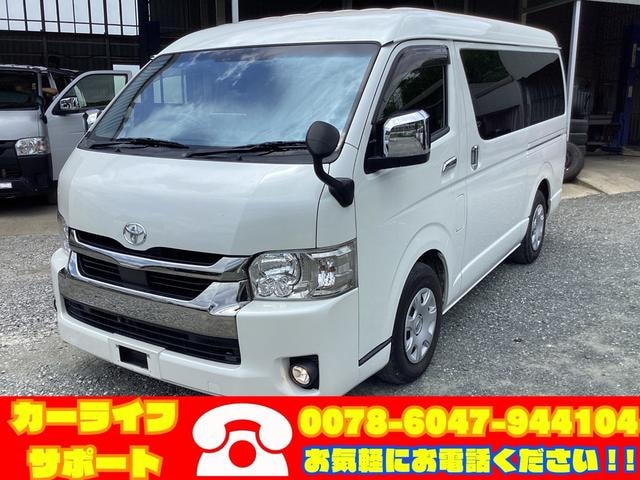 Toyota HIACE VAN 2021 — фото автомобиля 1