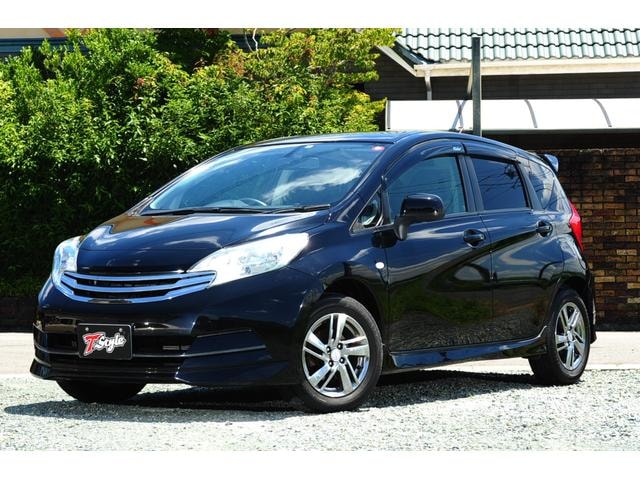 Nissan NOTE 2012 — фото автомобиля