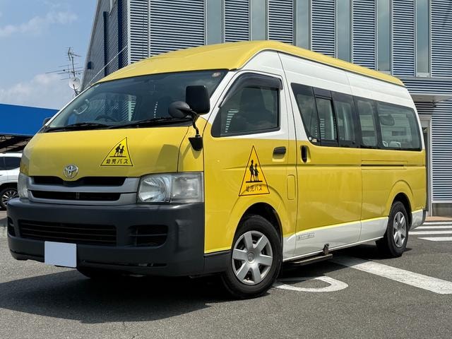 Toyota HIACE VAN 2010 — фото автомобиля 1