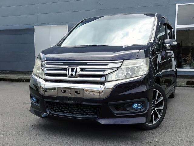 Honda STEPWAGON SPADA 2012 — фото автомобиля 1