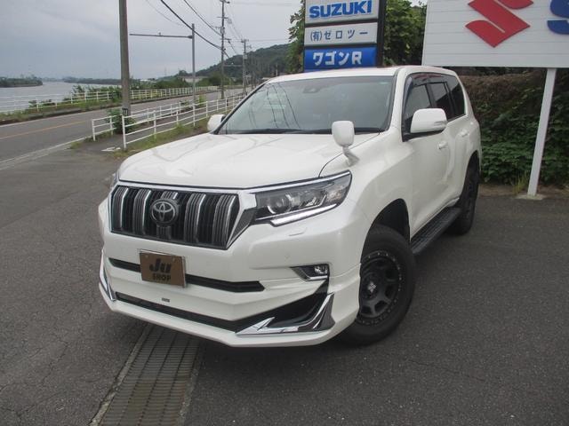 Toyota LAND CRUISER PRADO 2021 — фото автомобиля 1