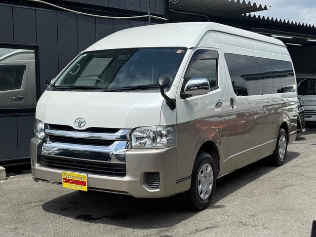 Toyota HIACE WAGON 2016 — фото автомобиля 1
