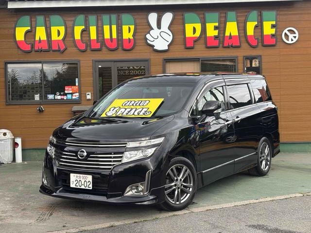 Nissan ELGRAND 2012 — фото автомобиля 1
