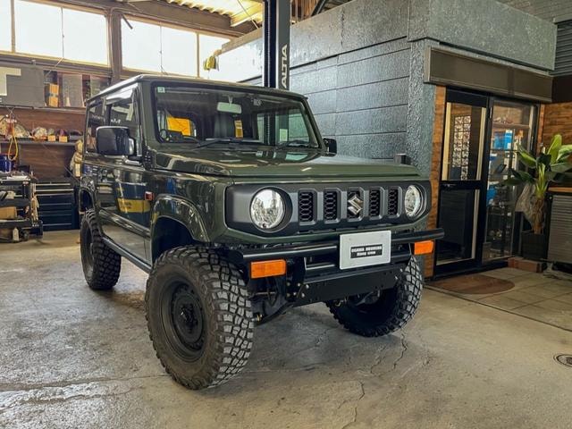 Suzuki JIMNY 2018 — фото автомобиля 1