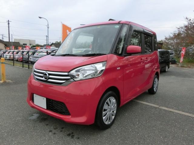 Nissan DAYZ ROOX 2014 — фото автомобиля