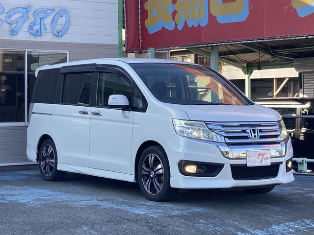 Honda STEPWAGON SPADA 2012 — фото автомобиля 1