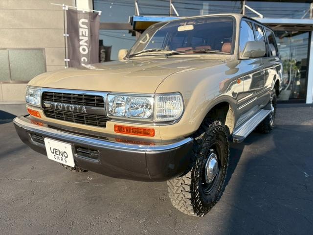 Toyota LAND CRUISER 80 2022 — фото автомобиля