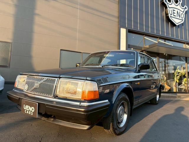 Volvo 240 1990 — фото автомобиля 1