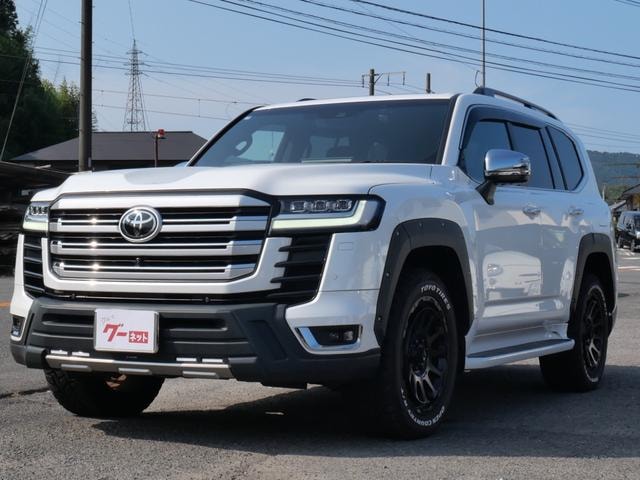 Toyota LAND CRUISER 2023 — фото автомобиля