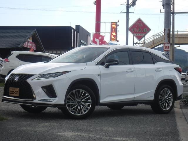Lexus RX 2020 — фото автомобиля 1