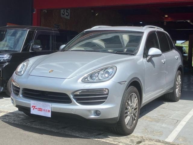 Porsche CAYENNE 2011 — фото автомобиля 1