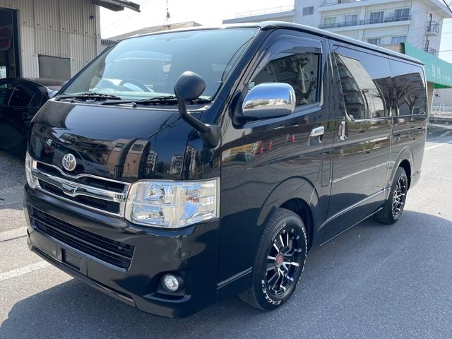 Toyota HIACE VAN 2012 — фото автомобиля 1