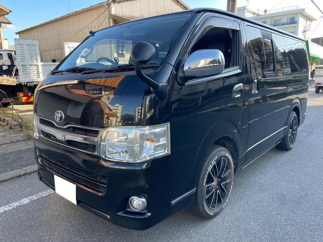 Toyota HIACE VAN 2012 — фото автомобиля 1