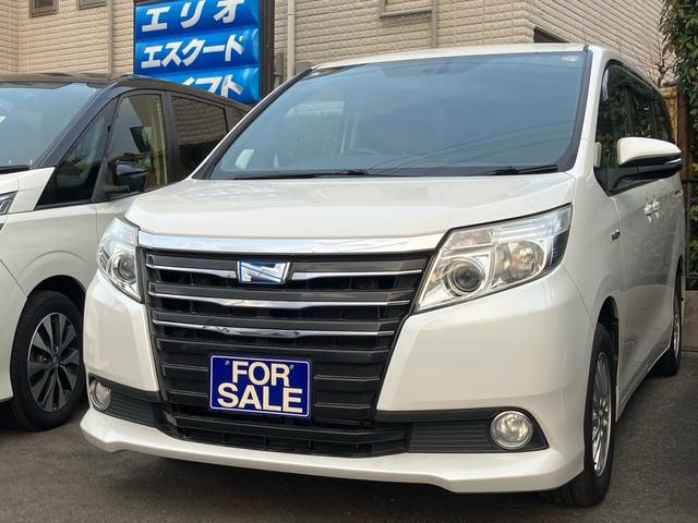 Toyota NOAH 2014 — фото автомобиля 1