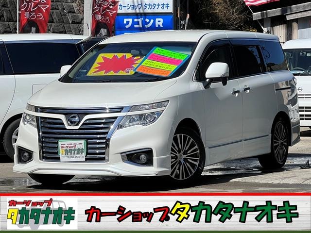 Nissan ELGRAND 2014 — фото автомобиля