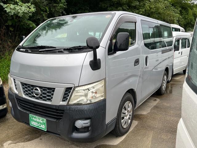 Nissan NV350CARAVAN WAGON 2013 — фото автомобиля 1