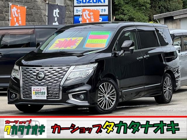 Nissan ELGRAND 2014 — фото автомобиля 1