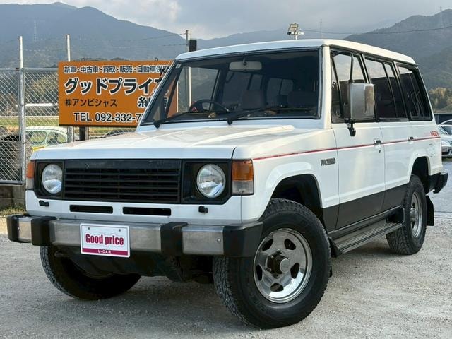Mitsubishi PAJERO 1987 — фото автомобиля