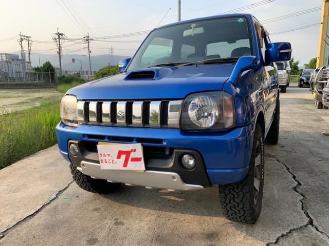 Suzuki JIMNY 2010 — фото автомобиля 1