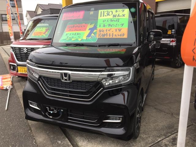 Honda N-BOX CUSTOM 2018 — фото автомобиля 1