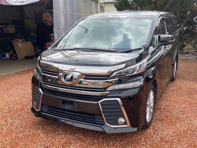 Toyota VELLFIRE 2015 — фото автомобиля 1