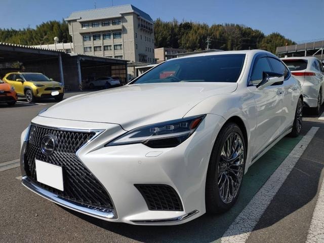 Lexus LS 2023 — фото автомобиля