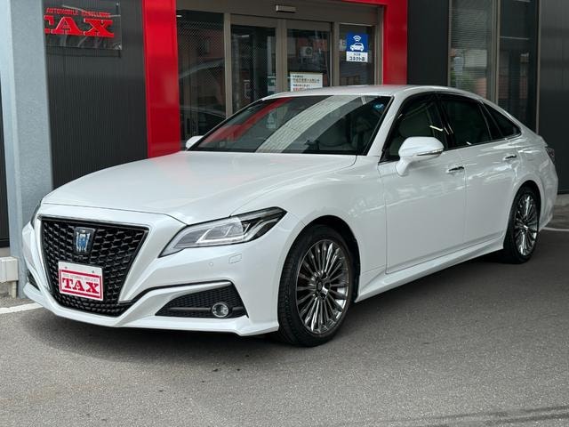 Toyota CROWN HYBRID 2021 — фото автомобиля